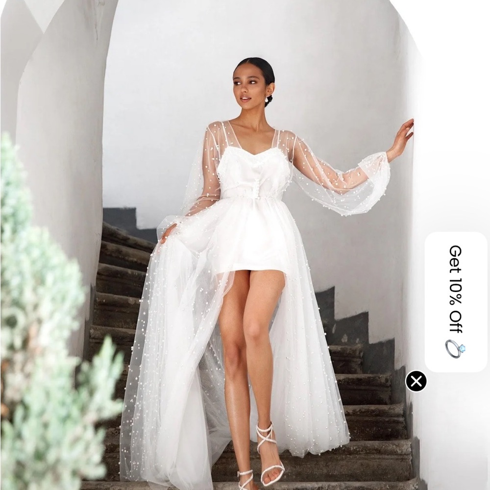 Voir bridal robe - Picture 3 of 13